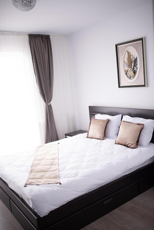 Apartament Denissia Oradea Exterior foto
